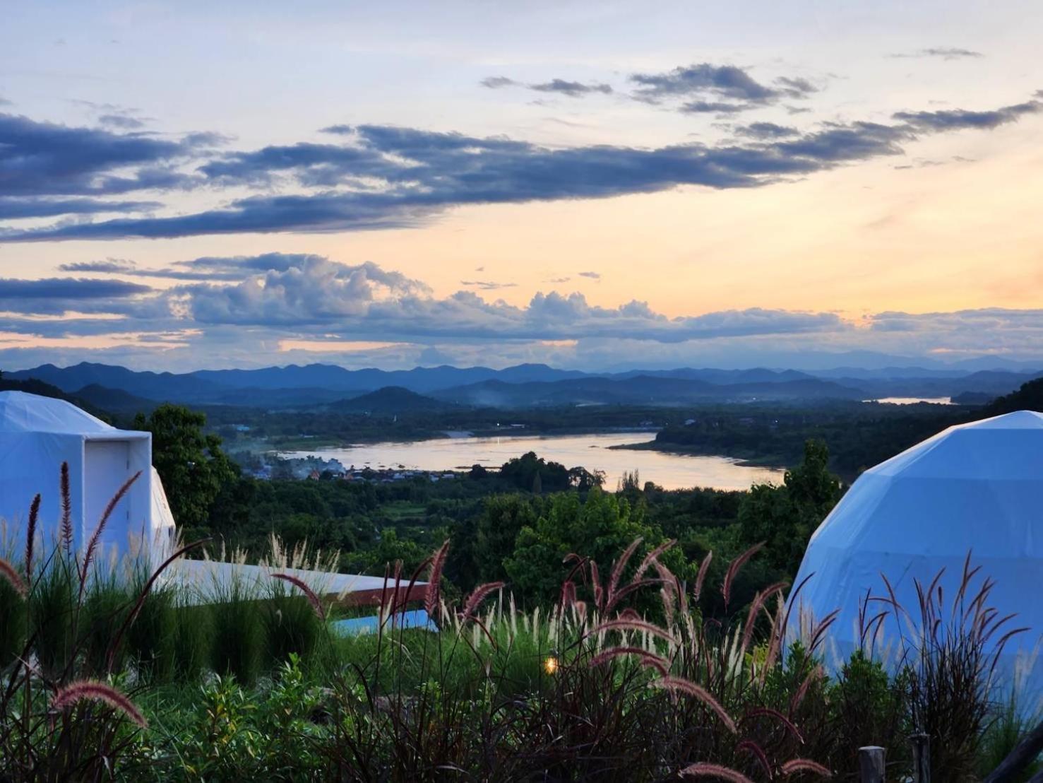 สกายเบย์ เชียงคาน Hotel Pha Baen Buitenkant foto